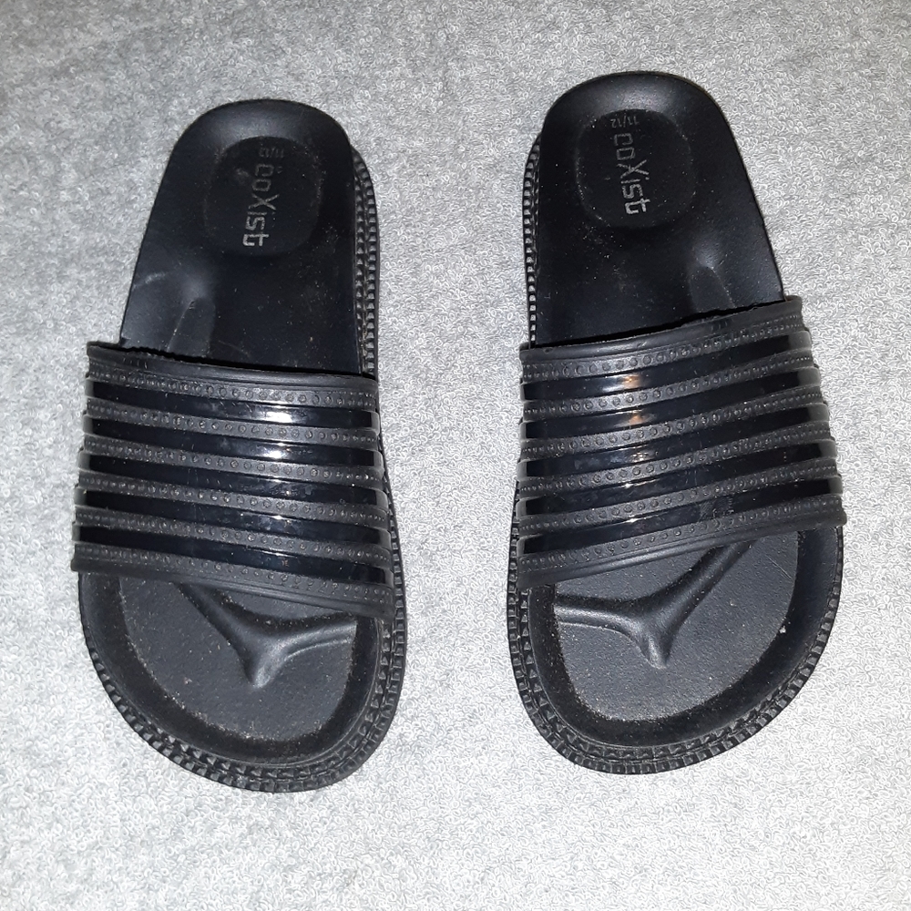 Coxist black slides